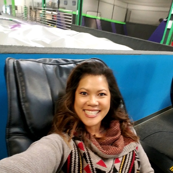 Meet your Posher, Nina - Picture 1 of 1